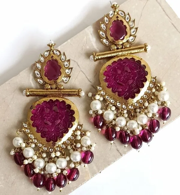 Elegant_Regal_Carved_Magenta_Beaded_&_Kundan_Crystal_Drop_Chandelier_Earrings