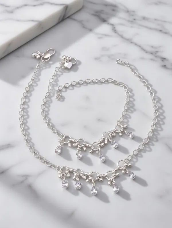 Elegant_Silver_Plated_Stone_Drop_Payal_–_Traditional_Handcrafted_Anklets_for_Women_(Set_of_2)