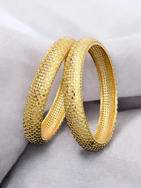 Elegant_Textured_Gold_Plated_Bangle_Set_–_Traditional_Design