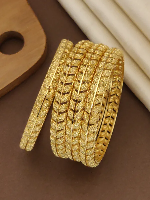 Exquisite_Gold-Plated_Traditional_4_Pieceof_Bangles