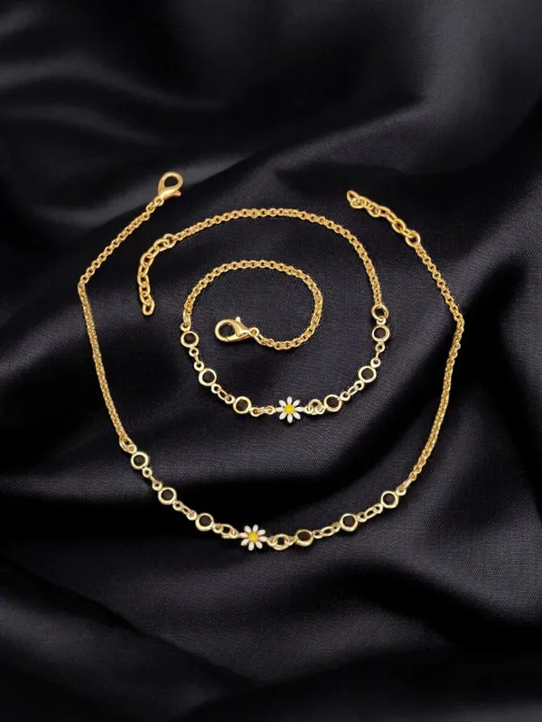 Gold_Daisy_Charm_Anklet_with_Black_Gemstones