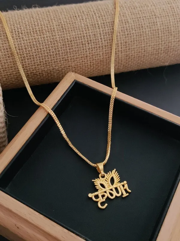 Gold-Plated_"Krishna"_Pendant_with_Dotted_Box_Chain