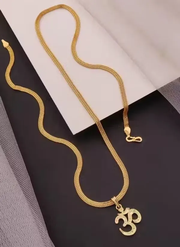 Gold-Plated_"Om"_Pendant_with_Dotted_Chain
