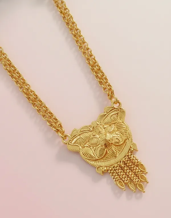 Gold_Traditional_Long-Chain_Necklace_with_Filigree_Pendant