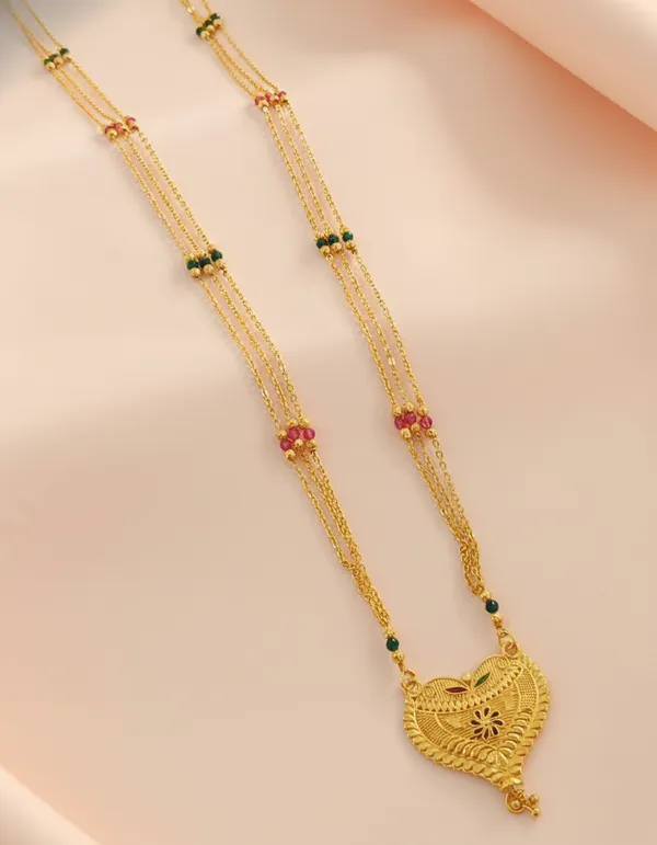 Gold_Triple-Strand_Necklace_with_Heart-Shaped_Filigree_Pendant
