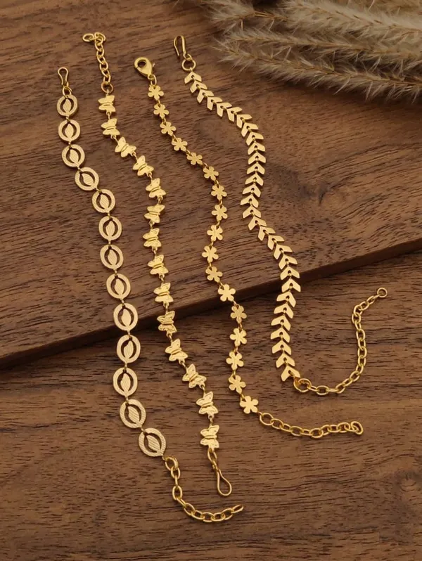 Golden_Minimalist_Bracelet_Collection