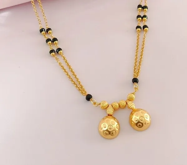 Dual-Tone_Gold_and_Black_Bead_Layered_Necklace