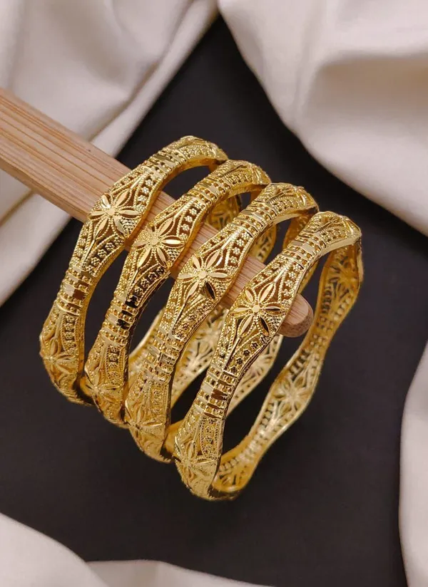 Intricate_Filigree_Gold-Plated_Bangle_Set