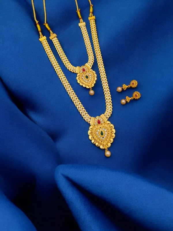 Ishita_Gold_Diamond_Jewellery_Set_For_women