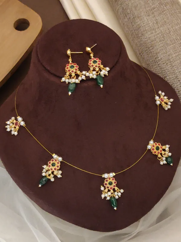 Royal_Polki_Kundan_&_Elegant_Green_Pearl_Jewellery_Set
