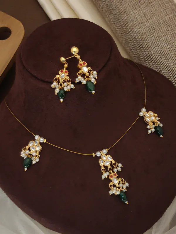 Royal_Polki_Kundan_&_Green-White_Pearl_Jewellery_Set