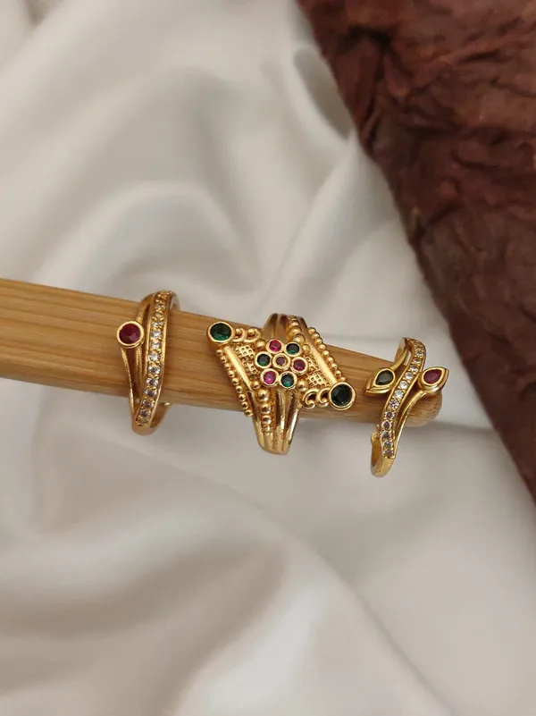 Set_of_3_Ethnic_Gold-Plated_Adjustable_Finger_Rings_with_Multicolored_Stone_Details