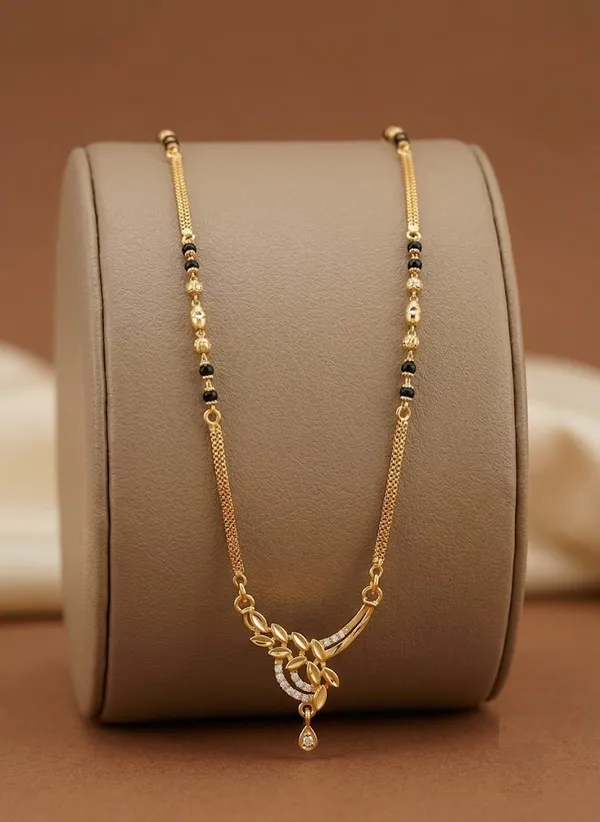 Stylish_Leaf-Branch_Curved_Pendant_Gold-Plated_Mangalsutra