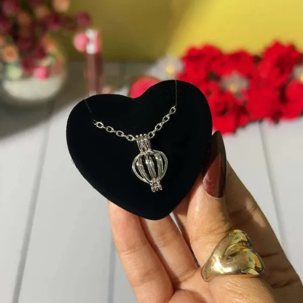 The_"Make_A_Wish"_Freshwater_Pearl_Necklace_Kit_–_Silver_Cage_Pendant_&_Real_Oyster_Gift_Box