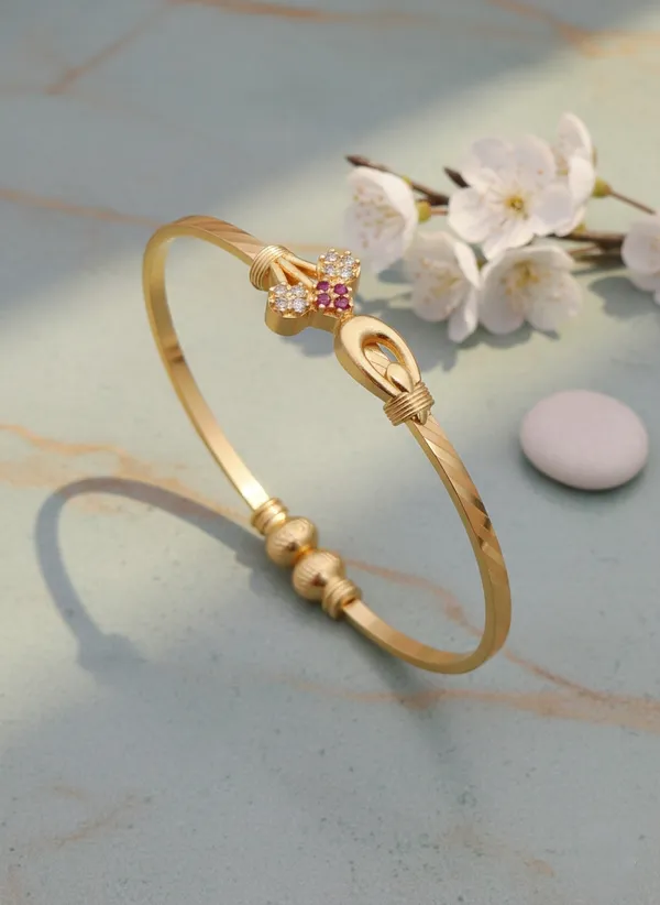 Traditional_Gold_Kada_with_Ruby_and_Diamond_Accents
