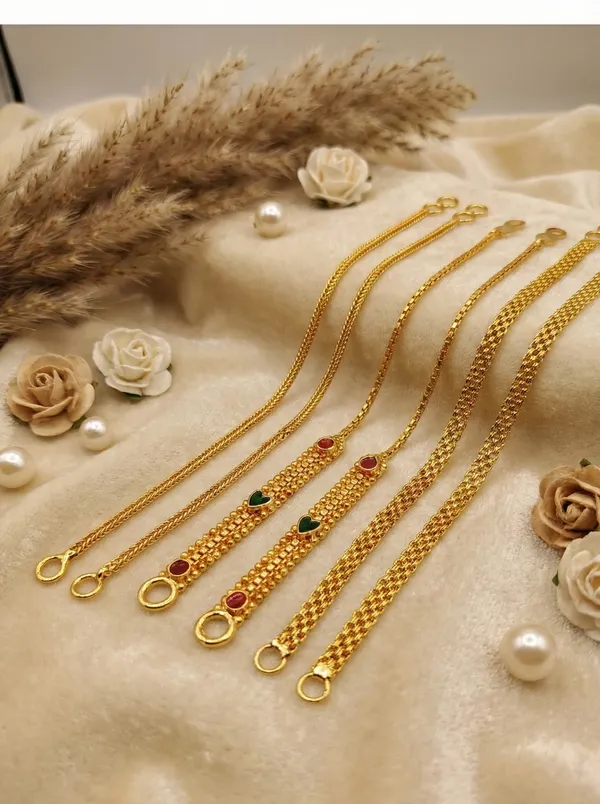 Traditional_Gold-Plated_Earring_Kaanchain_Collection