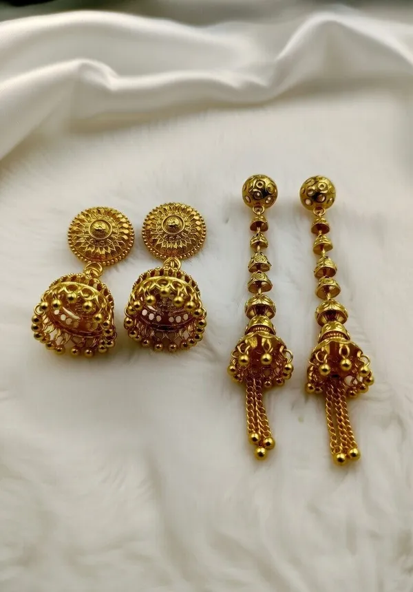 Traditional_Gold-Plated_Jhumkas_&_Contemporary_Long_Drop_Earrings_Set