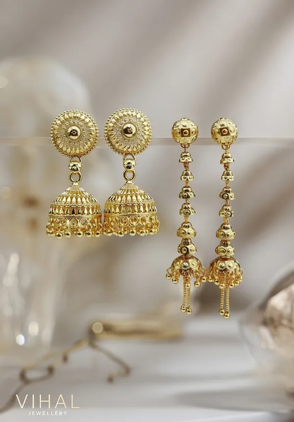 Traditional_Gold-Plated_Jhumkas_&_Contemporary_Long_Drop_Earrings_Set