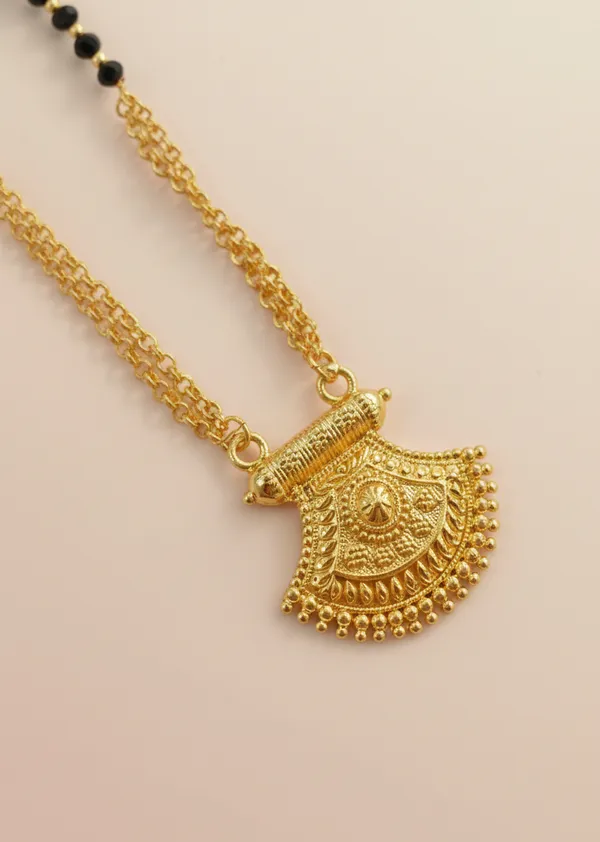 Traditional_Gold-Plated_Mangalsutra_with_Intricate_Filigree_Pendant