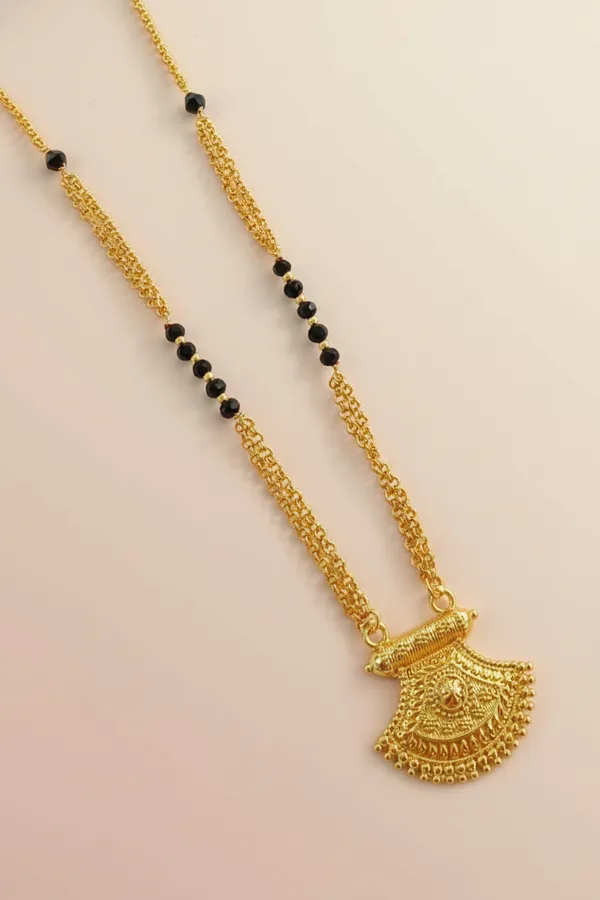 Traditional_Gold-Plated_Mangalsutra_with_Intricate_Filigree_Pendant