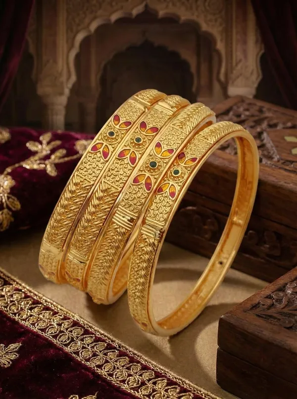 Traditional_Hand-Engraved_Gold_Kada_Set_with_Enamel_Detailing