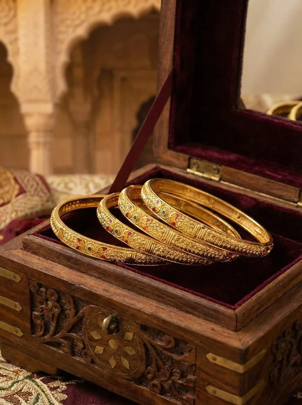 Traditional_Hand-Engraved_Gold_Kada_Set_with_Enamel_Detailing