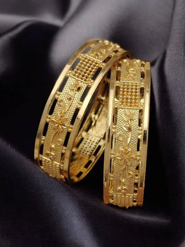 Traditional_Intricately_Designed__Gold_Tone_Broad_Bangles_with_Floral_Engraving