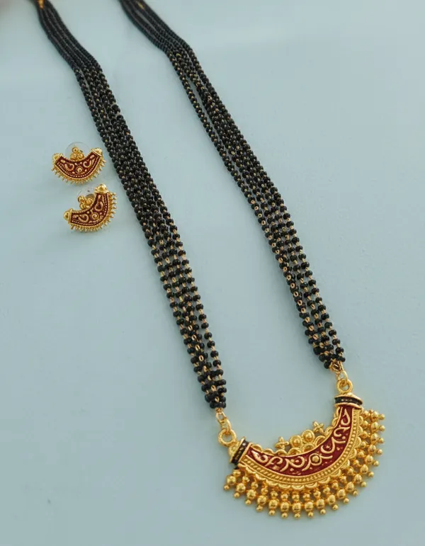Traditional_Meenakari_Half-Moon_Mangalsutra_Set_with_Matching_Studs