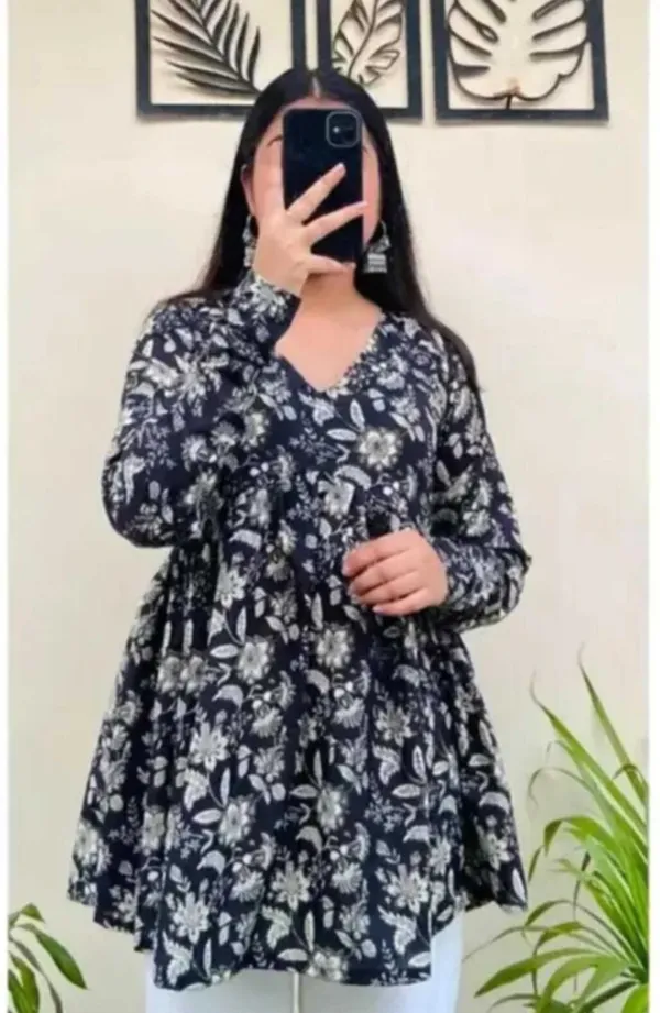 Women_Black_Floral_Printed_Long_Sleeve_Tunic_Top