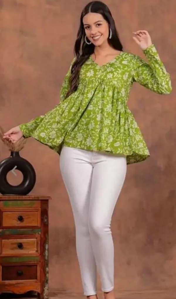 Women_Green_Floral_Printed_Long_Sleeve_Tunic_Top