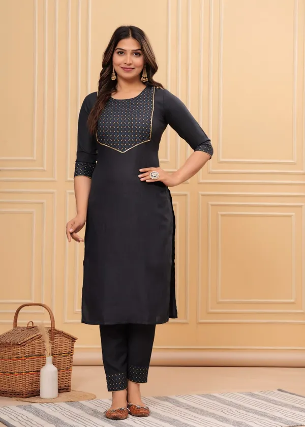 Gray_Rayon_Printed_Kurti,Pant_&_Dupatta_set_For_Women
