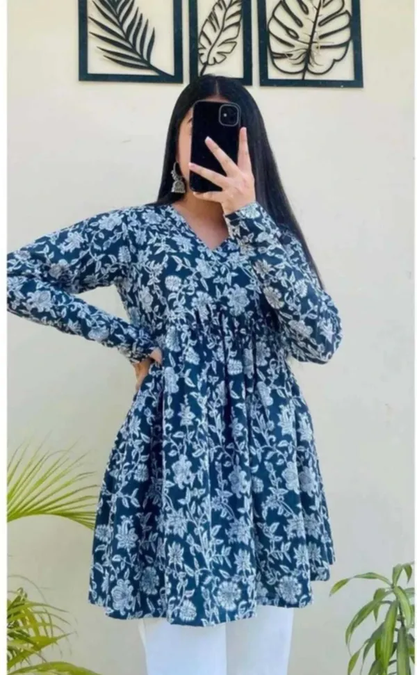 Women_Dark_Blue_Floral_Printed_Long_Sleeve_Tunic_Top