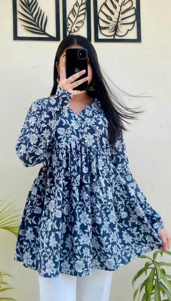 Women_Dark_Blue_Floral_Printed_Long_Sleeve_Tunic_Top