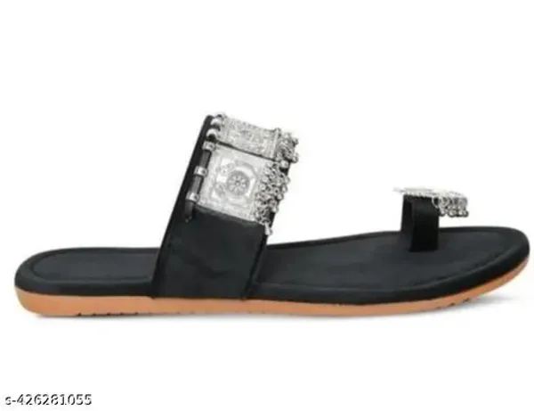 Black_Ethnic_Velvet_Flats_Chappal_For_Women