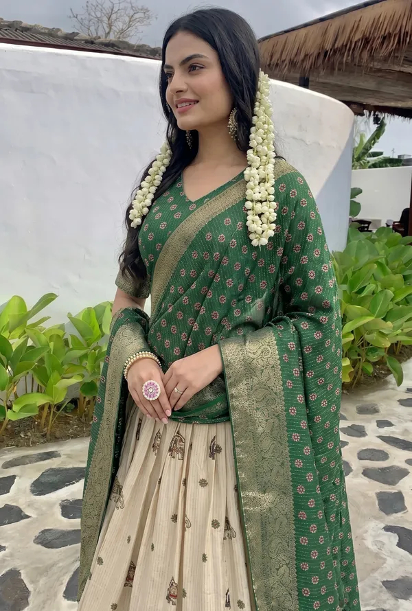 Green_With_Heavy_Lichi_Fabric_With_Jacquard_Border_Jari_Lining_With_Print