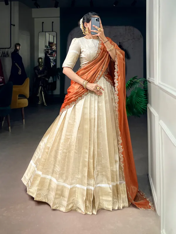 Celebrate_the_joy_of_Onam_in_a_look_that_feels_as_beautiful_as_the_occasion