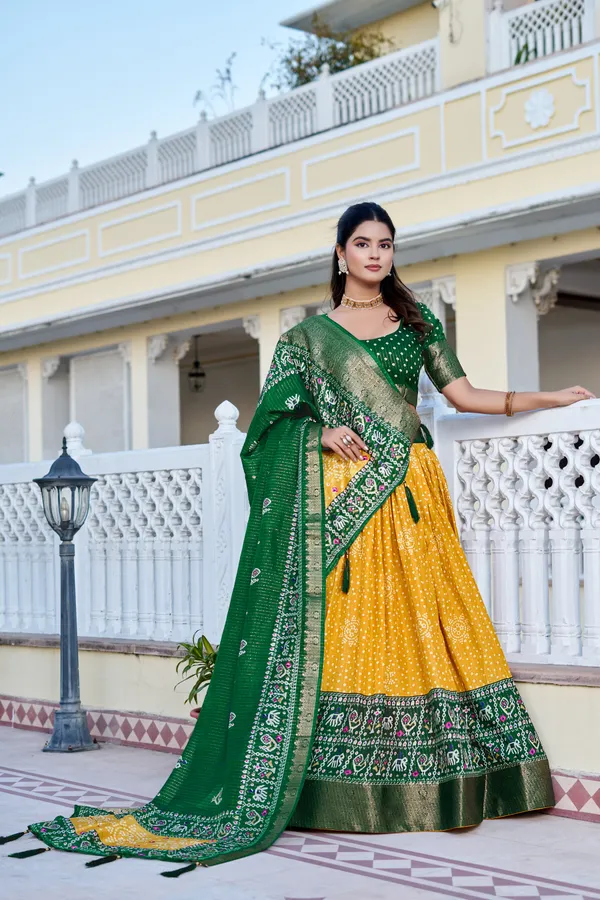 Yellow_With_Heavy_Lichi_Fabric_With_Jacquard_Border_Jari_Lining_With_Print