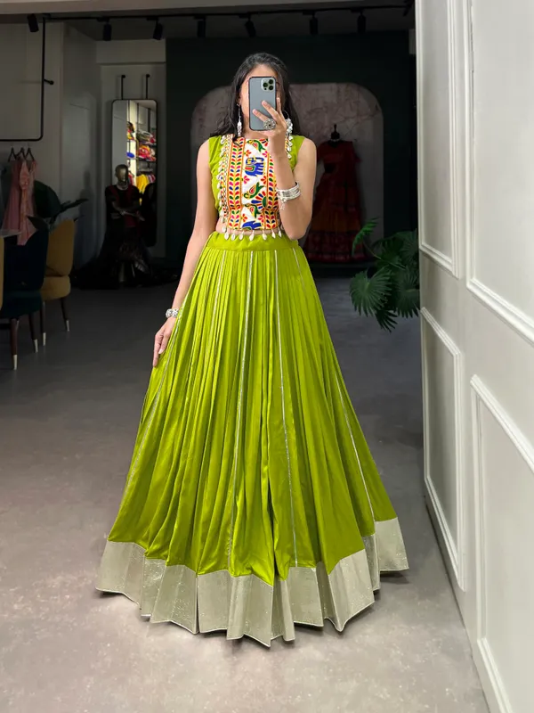 Parrot_Premium_&_Elegant_Rayon_Lehenga_Choli_For_Women