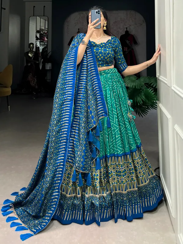 Green_Premium_&_Elegant_Dola_Silk_Lehenga_Choli_For_Women