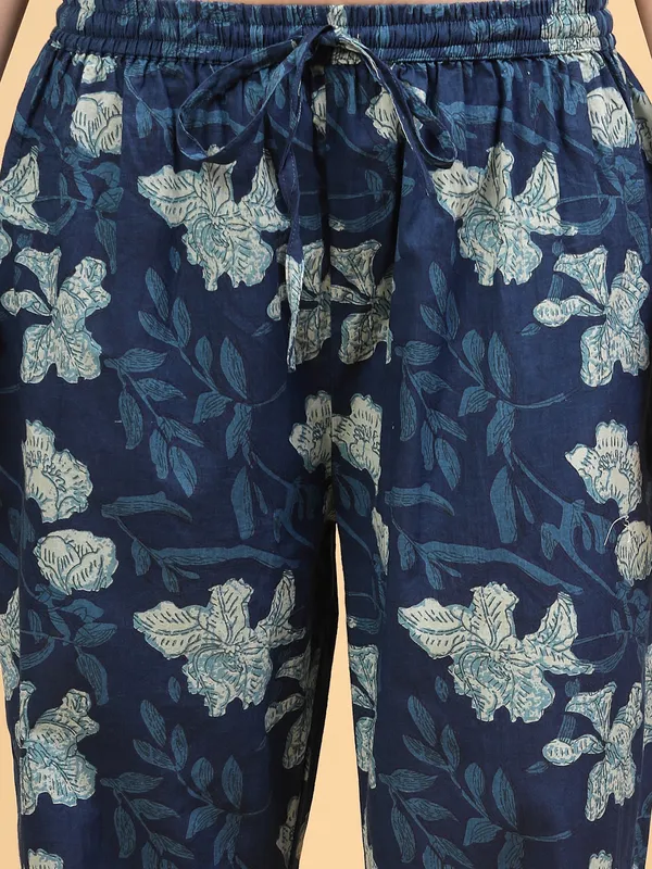 Indigo_Blue_Floral_Regular_Pure_Cotton_Co-ord_Set