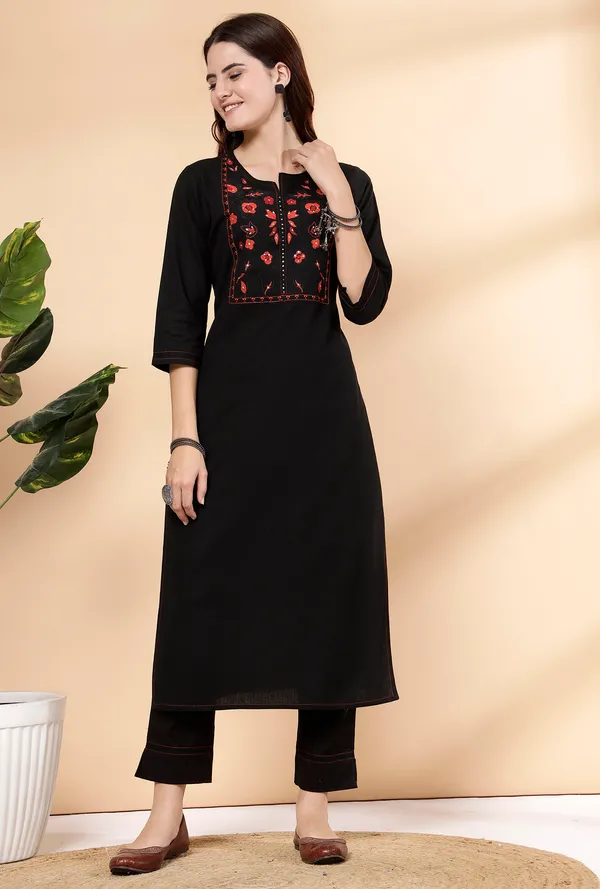 Black_Cotton_Solid_Ethnic_Motifs_Yoke_Design_Embroidered_Work_Suit_Set