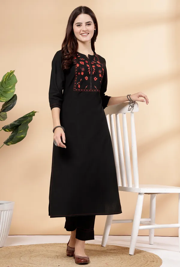 Black_Cotton_Solid_Ethnic_Motifs_Yoke_Design_Embroidered_Work_Suit_Set