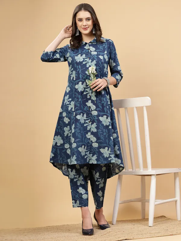 Blue_Pure_Cotton_Floral_Printed_Kurta_Pant_Suit_Set