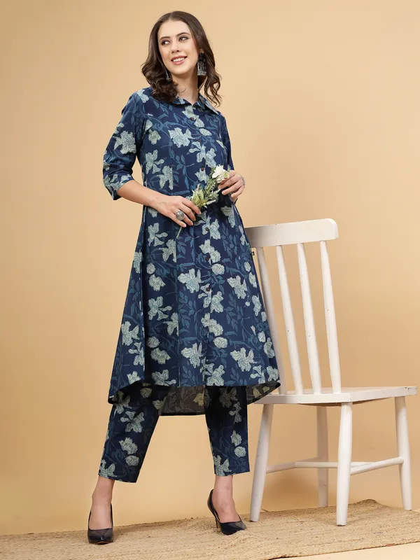 Blue_Pure_Cotton_Floral_Printed_Kurta_Pant_Suit_Set