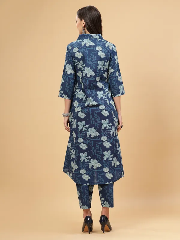 Blue_Pure_Cotton_Floral_Printed_Kurta_Pant_Suit_Set