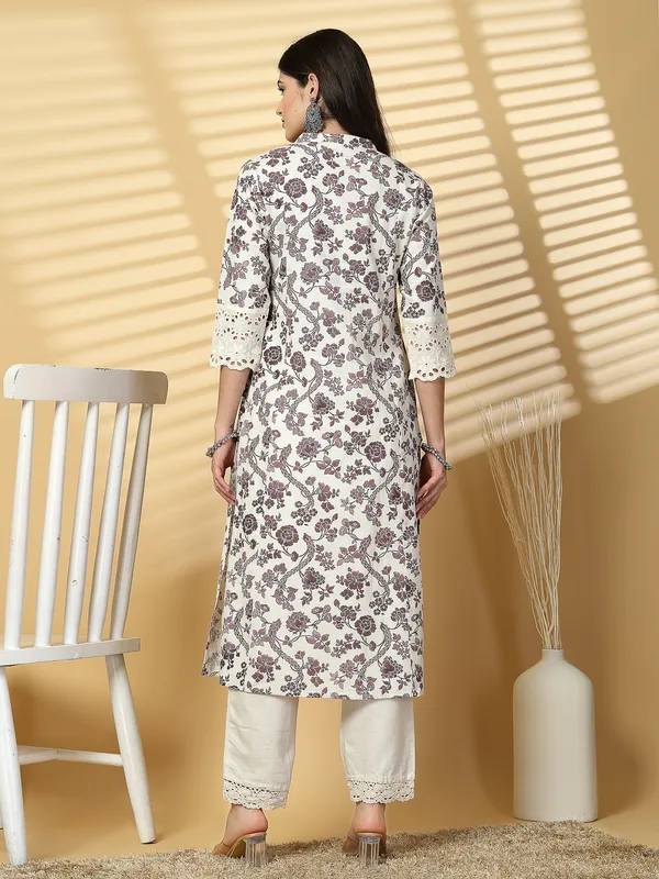 Deep_Purple_Cotton_Regular_A-Line_Printed_Cutwork_Sleeve_Kurta_for_Women