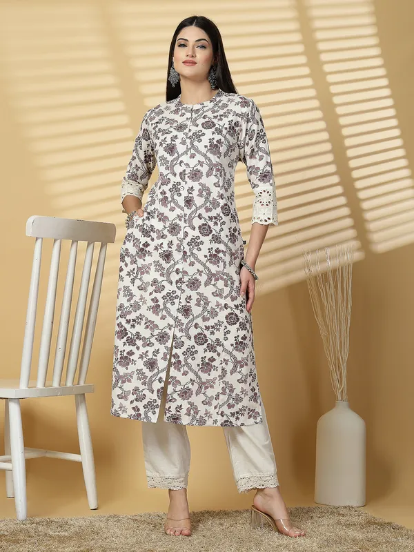 Deep_Purple_Cotton_Regular_A-Line_Printed_Cutwork_Sleeve_Kurta_for_Women