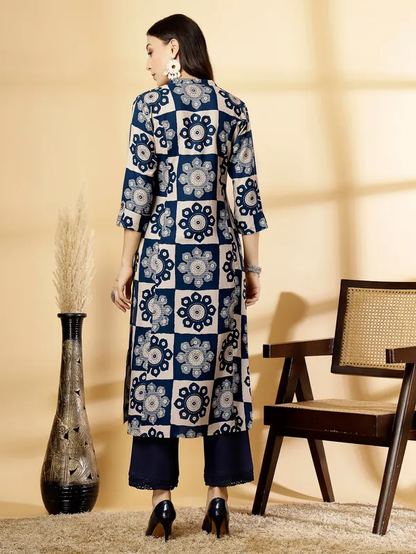 Navy_Blue_Viscose_Floral_Printed_Kurta