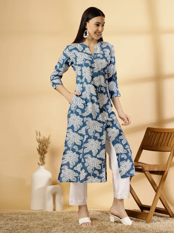 Blue_Viscose_Floral_Printed_Kurta