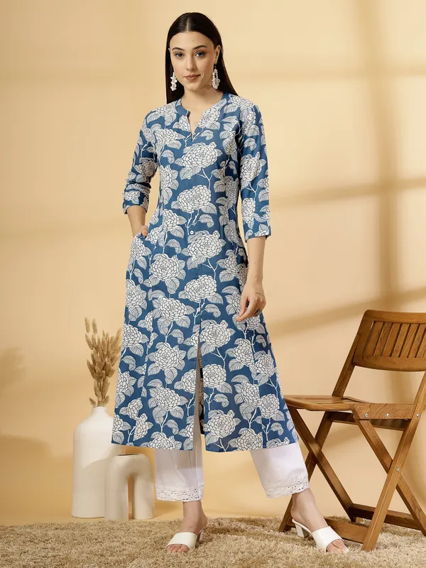 Blue_Viscose_Floral_Printed_Kurta